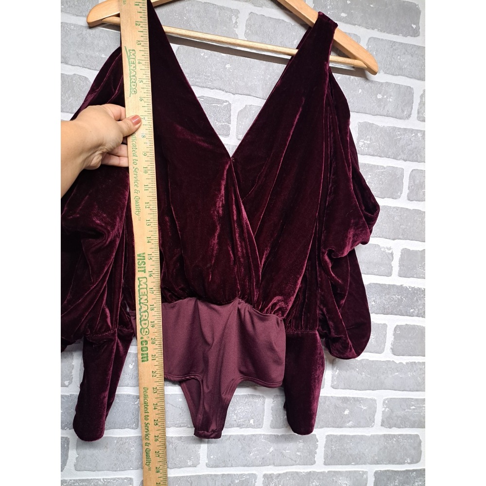 House Of Harlow 1960 Revolve Womens Velvet Burgandy V-Neck Bodysuit Size XXS - Picture 11 of 14
